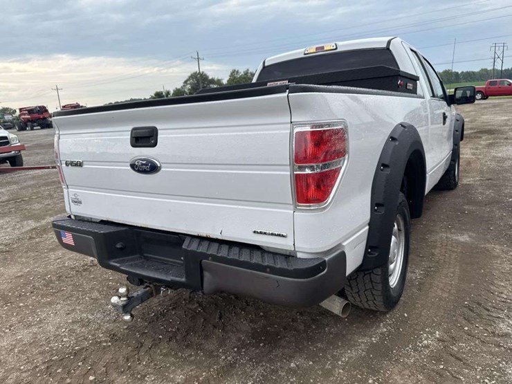 2014-ford-f150-xl-image-3