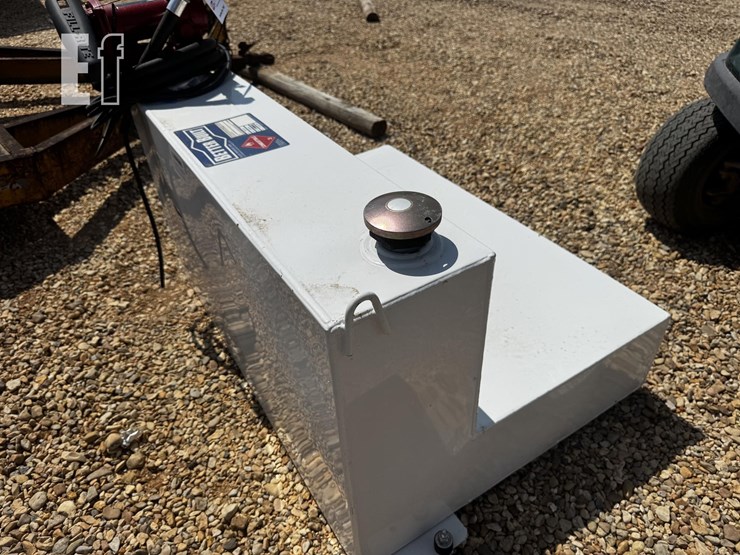 better-built-l--fuel-tank-75-gal.-image-1