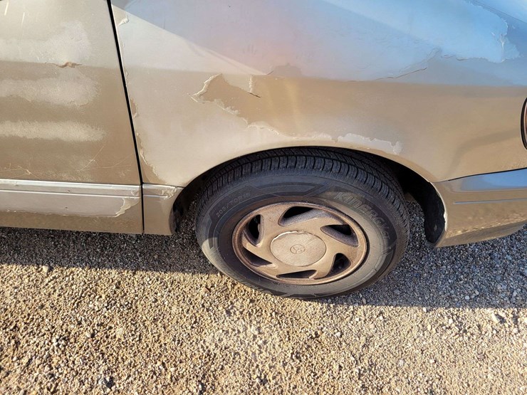 2003-toyota-sienna-image-4