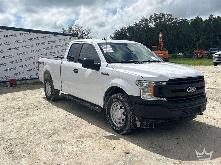 2020-ford-f150-image-2
