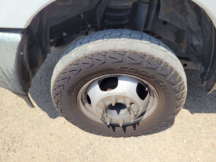 2019-dodge-3500-image-11