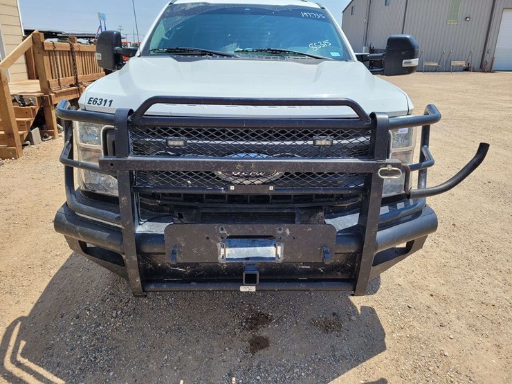 2020-ford-f350-image-2