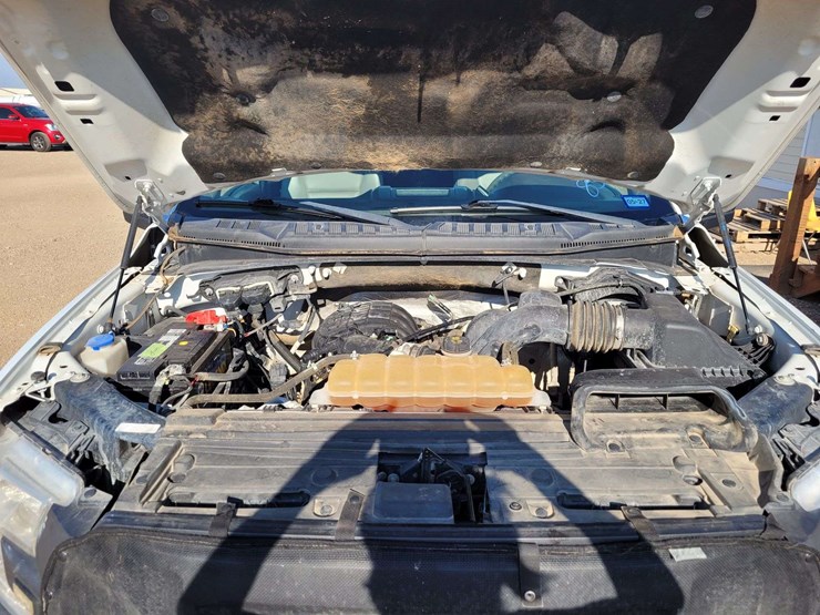 2017-ford-f150-image-21