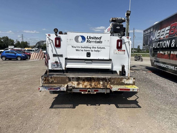 2019-ford-f550-image-4