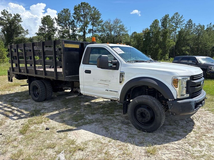 2018-ford-f450-image-2