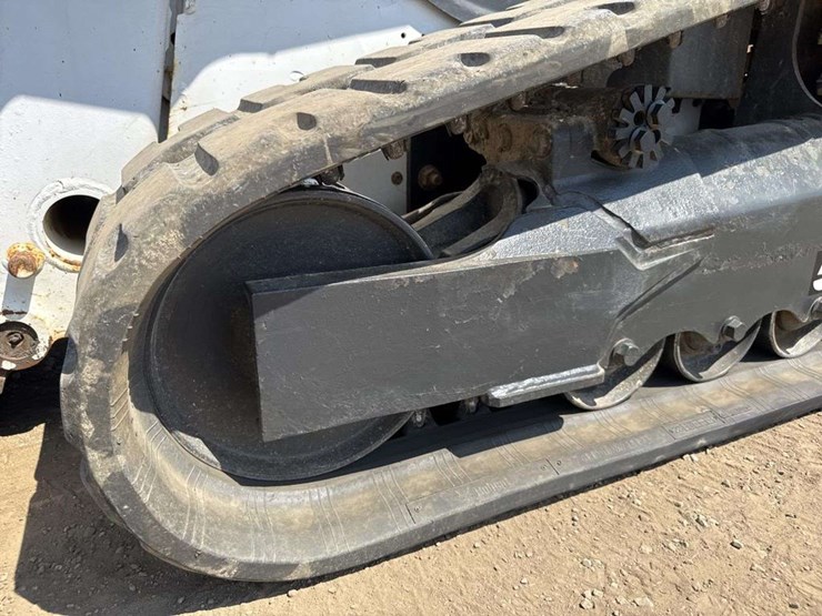 2021-bobcat-t62-image-8