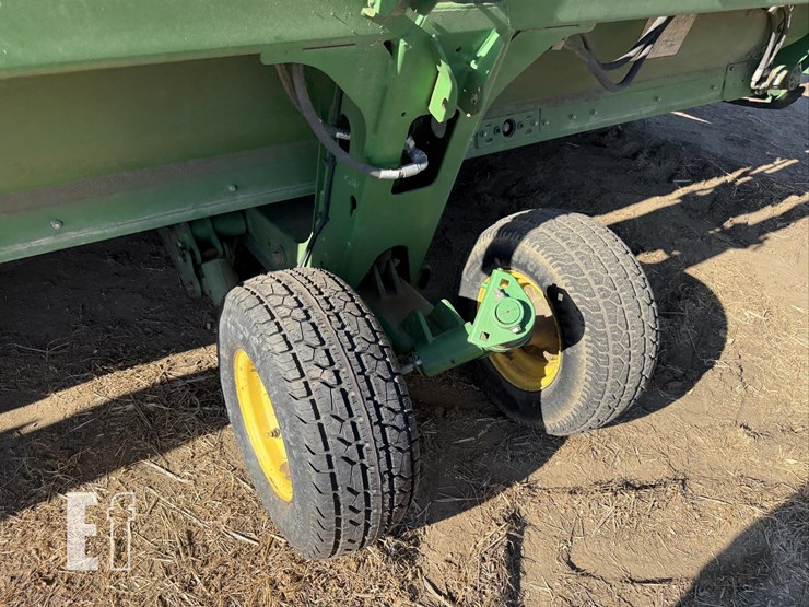 2010-john-deere-640d-image-37