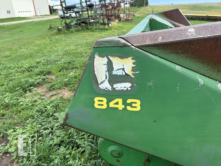 john-deere-843-image-6