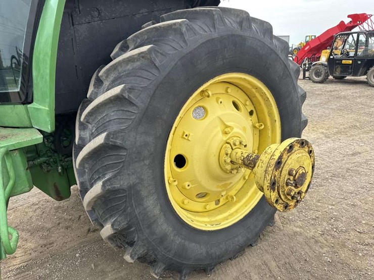 john-deere-4560-image-9