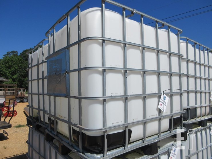 plastic-fluid-tote-image-2