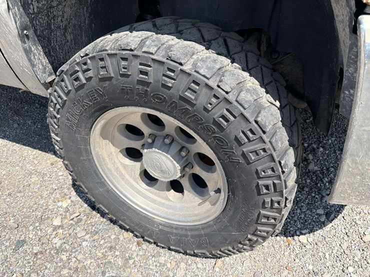 2008-chevrolet-3500-image-28