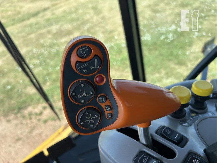2013-new-holland-cx8080-image-90