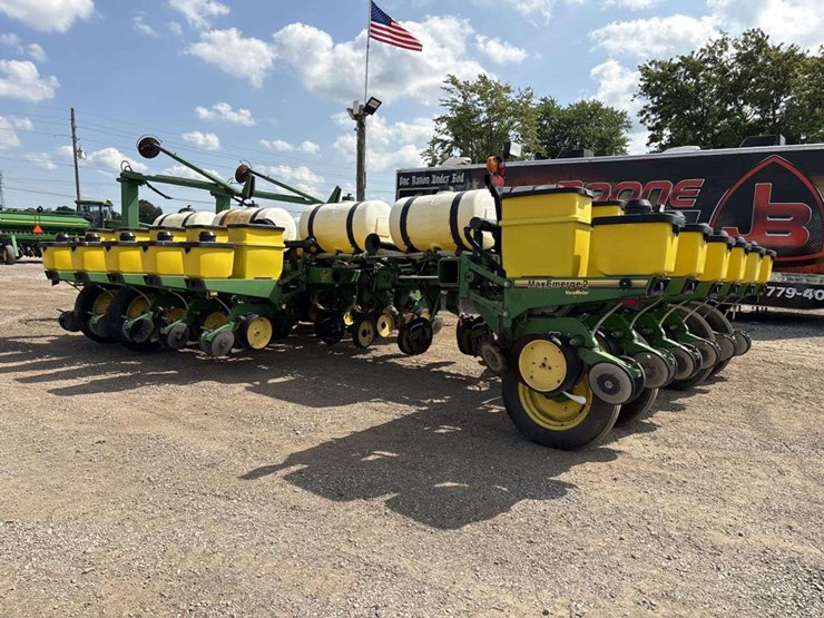 john-deere-7200-image-2