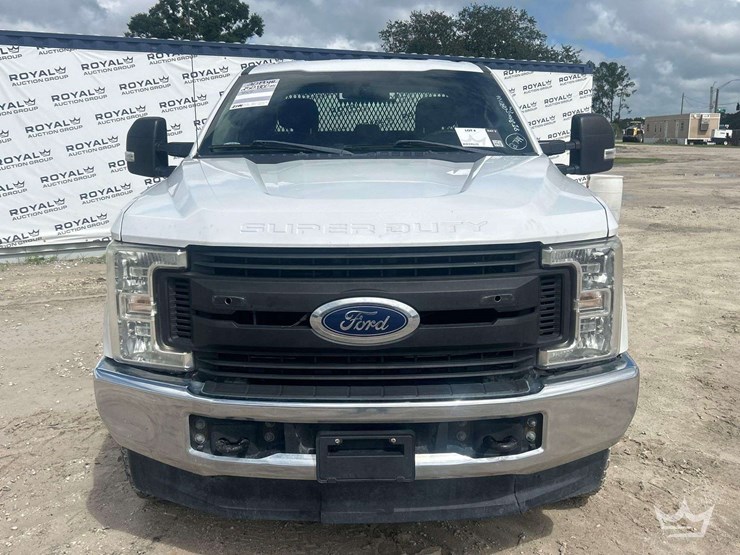 2019-ford-f250-image-24