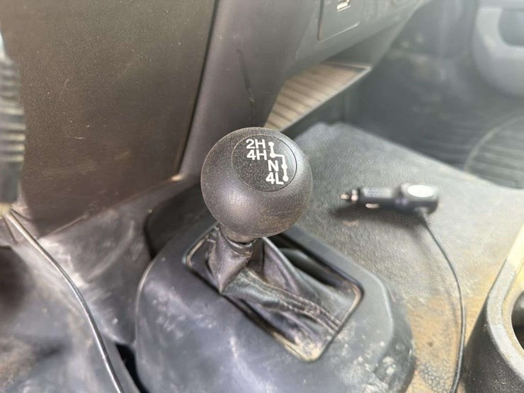 2019-ford-f550-xl-image-16