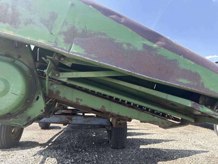 john-deere-8-image-9