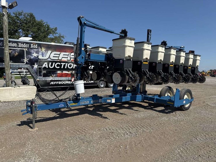 kinze-3500-image-1