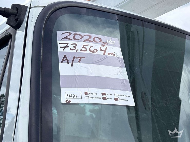 2020-freightliner-m2-106-image-69
