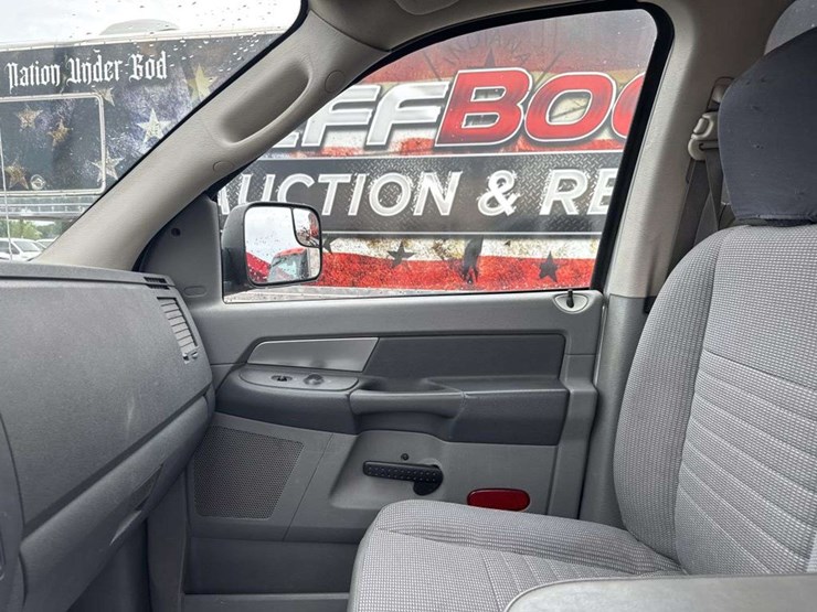 2009-dodge-ram-2500-image-13