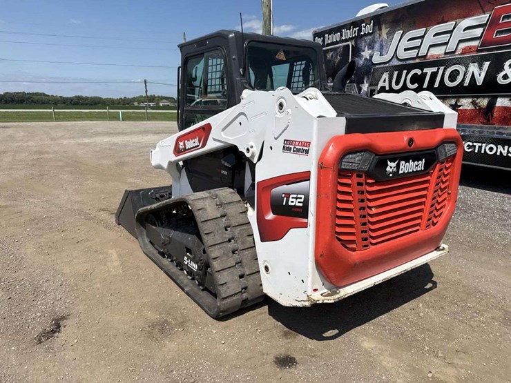 2021-bobcat-t62-image-2