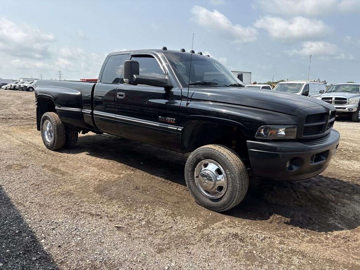 1997-dodge-ram-3500-image-6