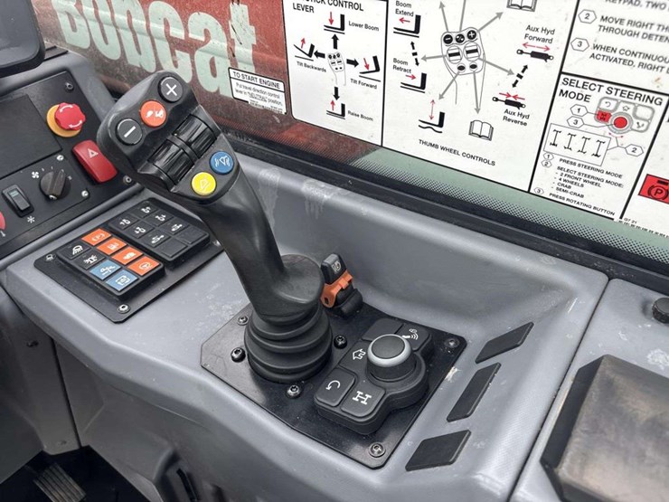 bobcat-tl619-image-13