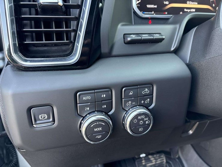 2026-gmc-sierra-2500-image-43