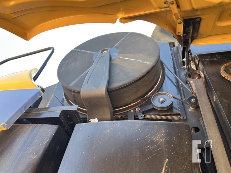 2013-new-holland-cx8080-image-52