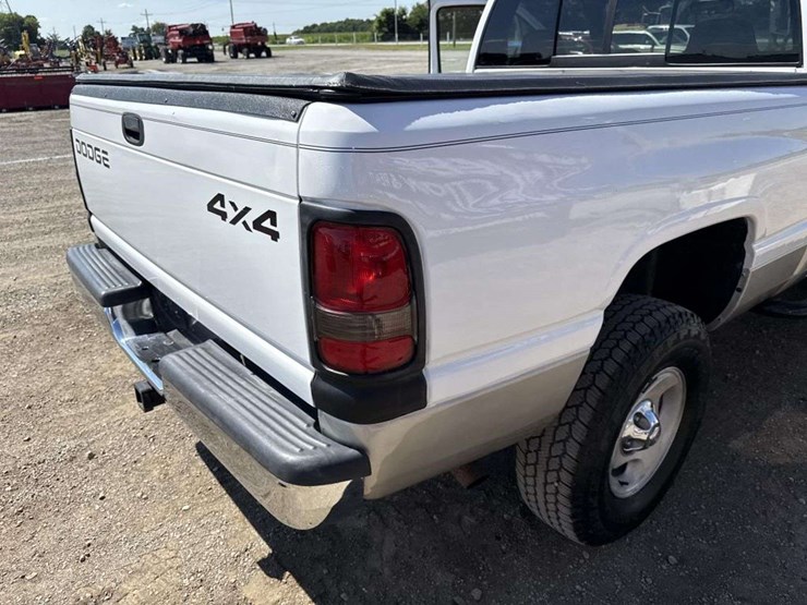 2001-dodge-ram-1500-image-22