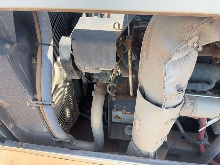 2017-ford-f550-image-22