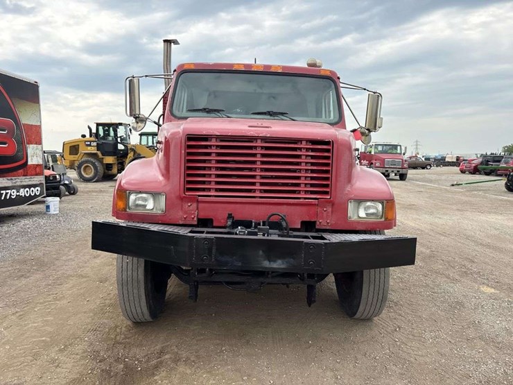 2001-international-4900-image-7