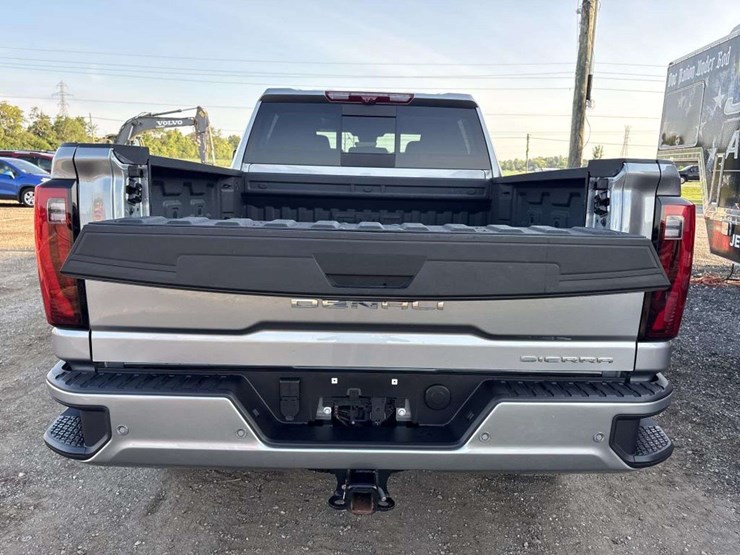 2026-gmc-sierra-2500-image-23