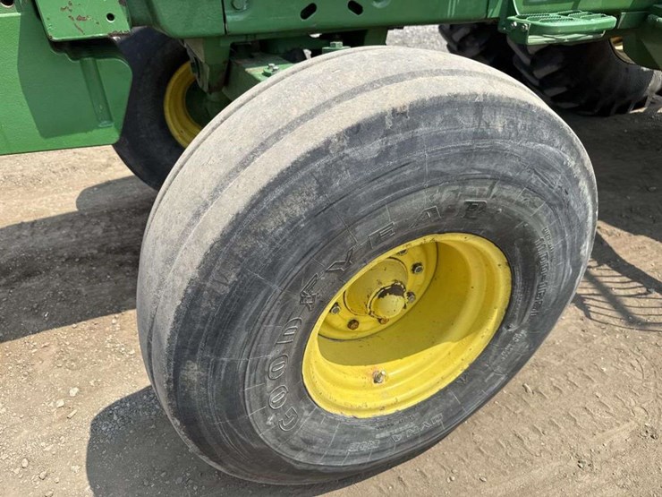 john-deere-4450-image-8