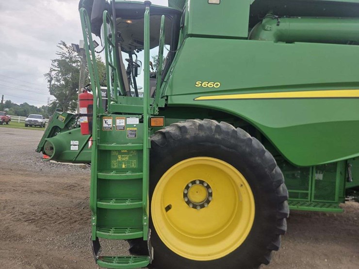 2013-john-deere-s660-image-23