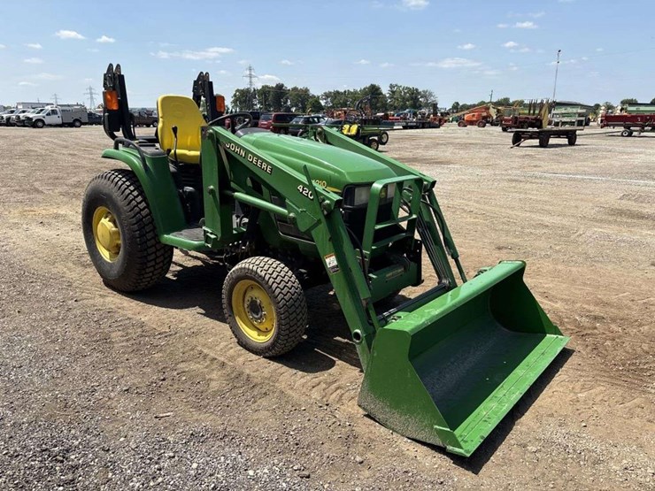 john-deere-4210-image-5