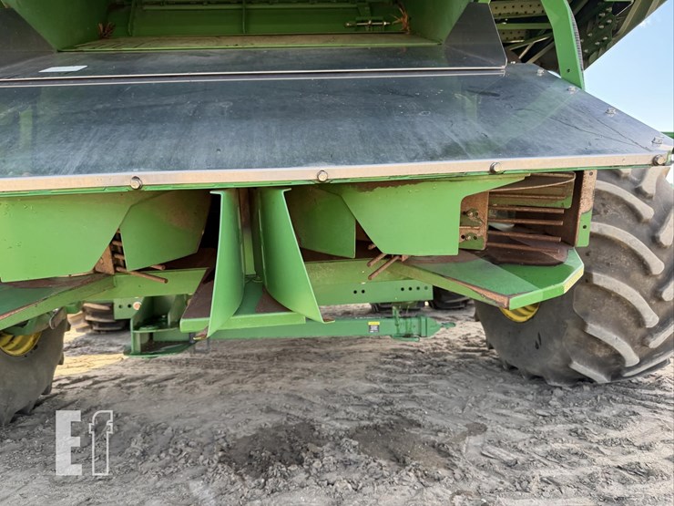 2020-john-deere-s790-image-40
