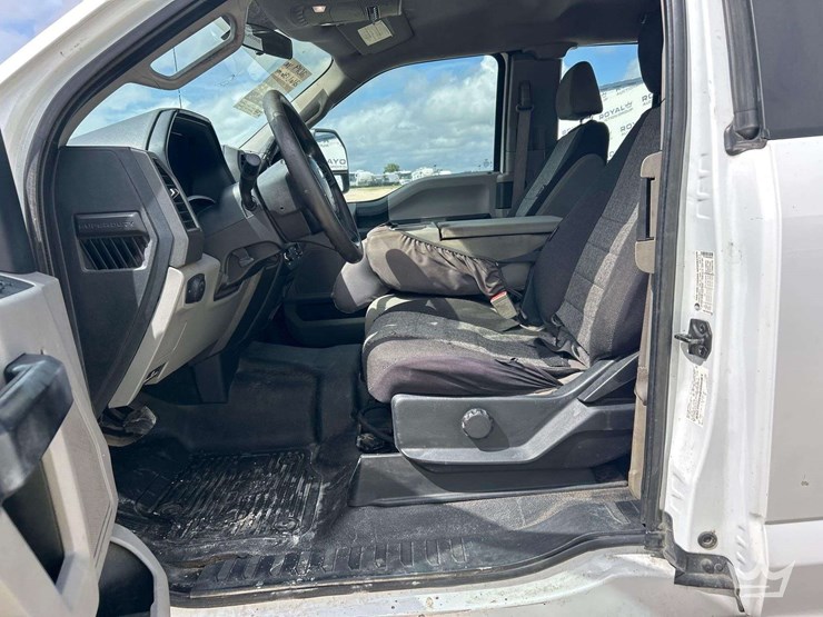 2019-ford-f250-image-14