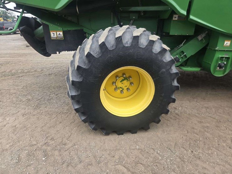 2013-john-deere-s660-image-11