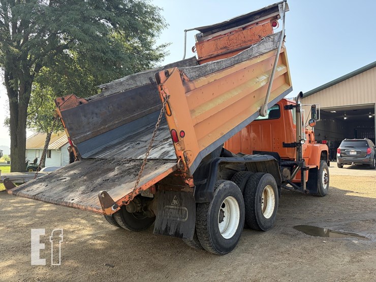 1996-ford-lt9000-image-5