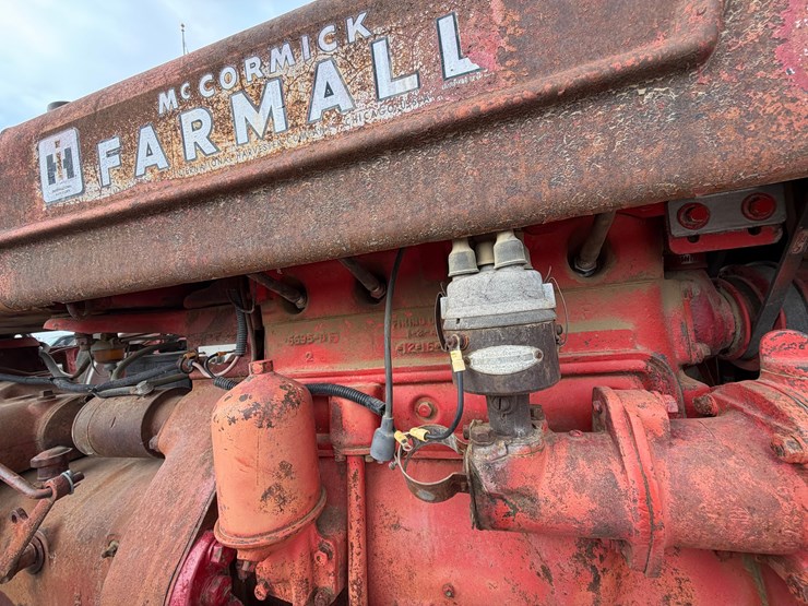 1948-ihc-farmall-h-tractor-image-28
