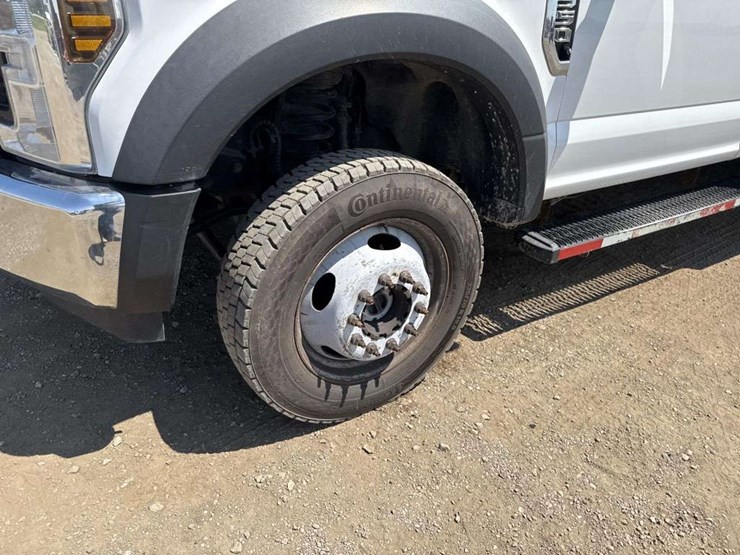 2019-ford-f550-image-8