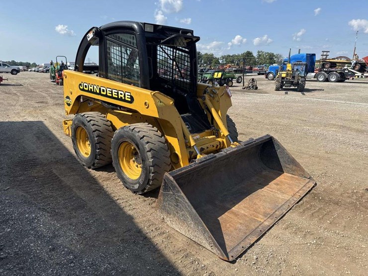 john-deere-250-image-4