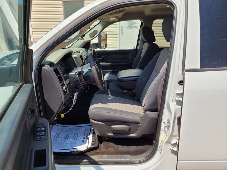 2012-ram-3500-st-image-16