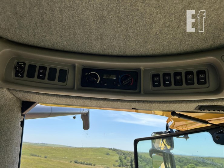 2013-new-holland-cx8080-image-83