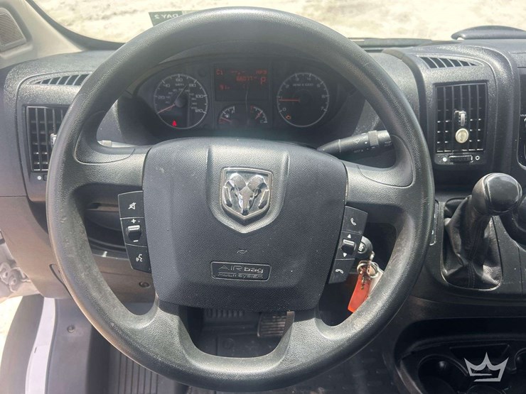 2016-ram-promaster-1500-image-17