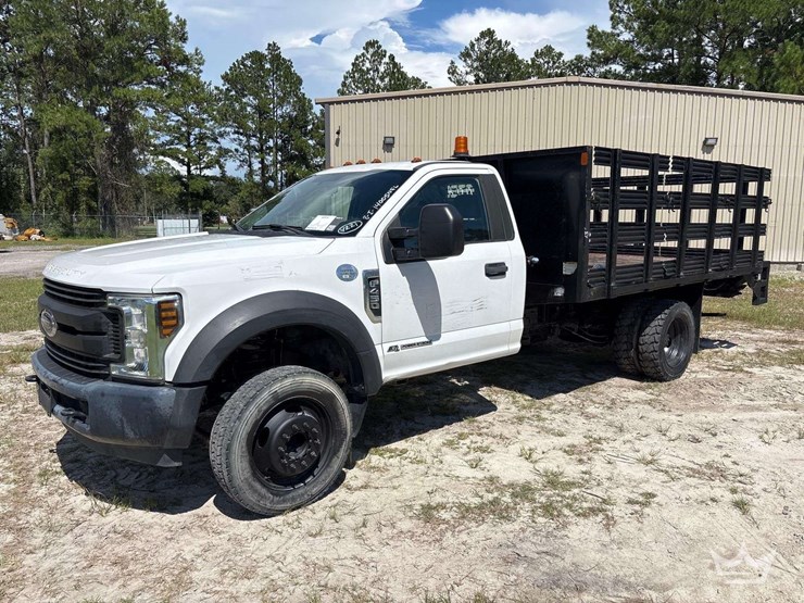 2018-ford-f450-image-1