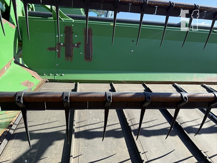 2010-john-deere-640d-image-46