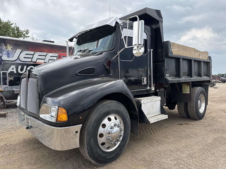 1998-kenworth-t300-image-1
