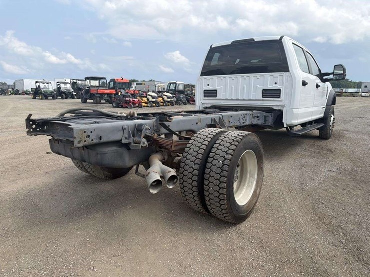 2019-ford-f550-xl-image-5