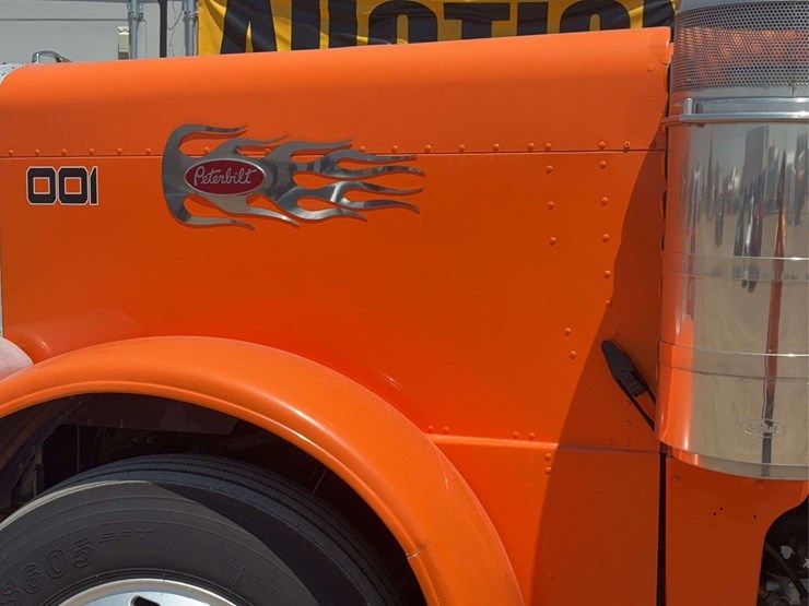 1998-peterbilt-379-image-51